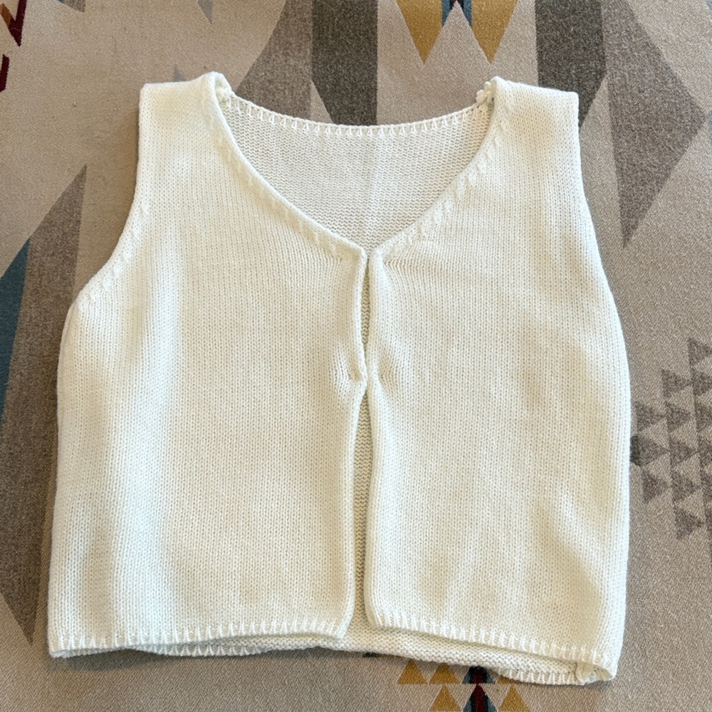 Cream Knit Sleeveless Cardigan